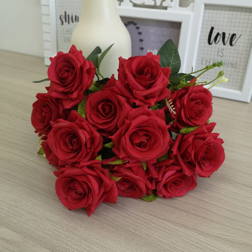 Искусственные цветы в Чапаевске | Цветы искусственные «Розы острые», красные, букет