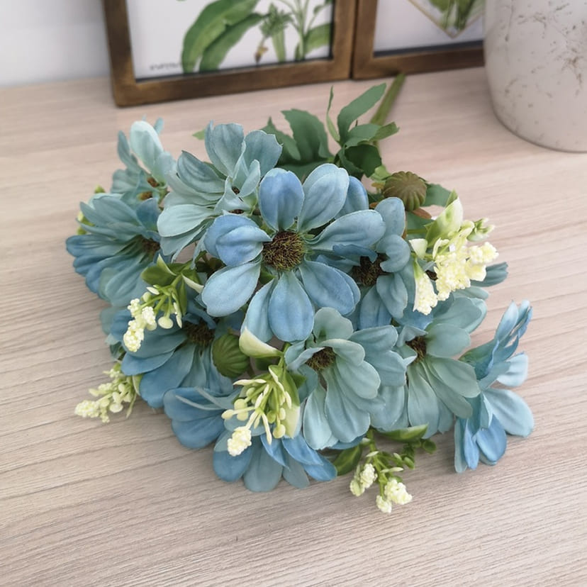 Искусственные цветы в Чапаевске | Цветы искусственные «Ромашки с бутонами», голубые, букет