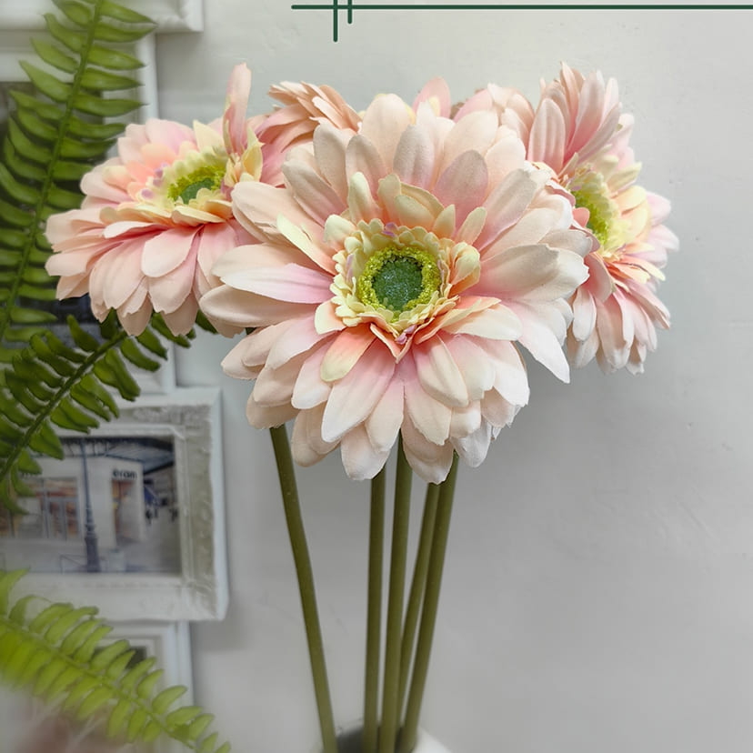 Искусственные цветы в Чапаевске | Цветок искусственный «Гербера», молочно-розовая, одиночный