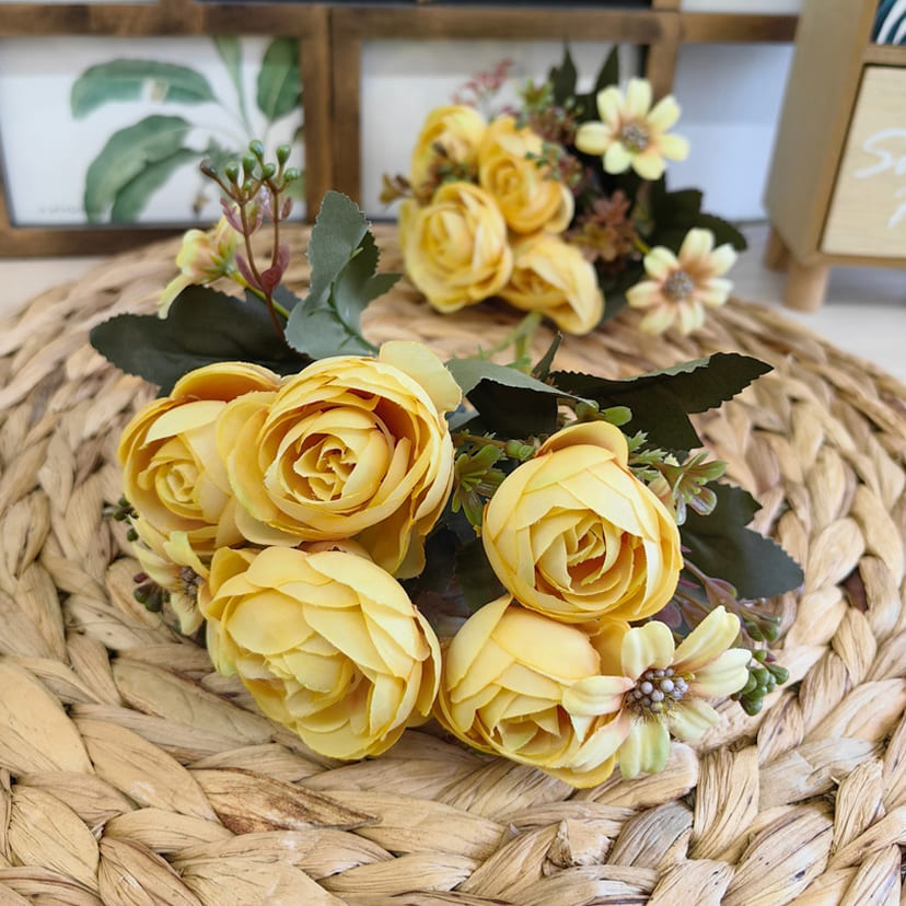 Искусственные цветы в Чапаевске | Цветы искусственные «Камелии с мелкоцветом», желтые, букет